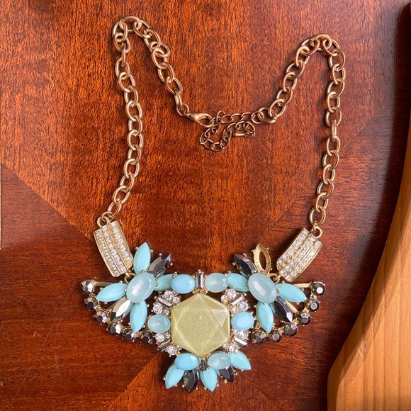 Egg shell blue statement necklace - Picture 1 of 1